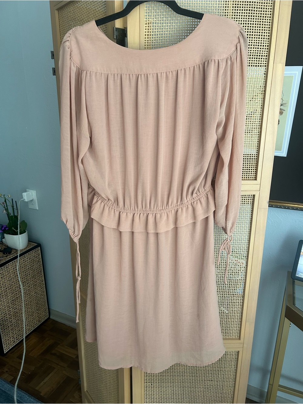H&M Nude Button Front Mini Dress Size 8 Flowy Boho - Picture 3 of 6